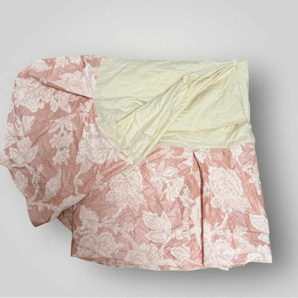 CROSCILL‎ Rare Vintage Queen Comforter 4 -Piece Set Pink Cream